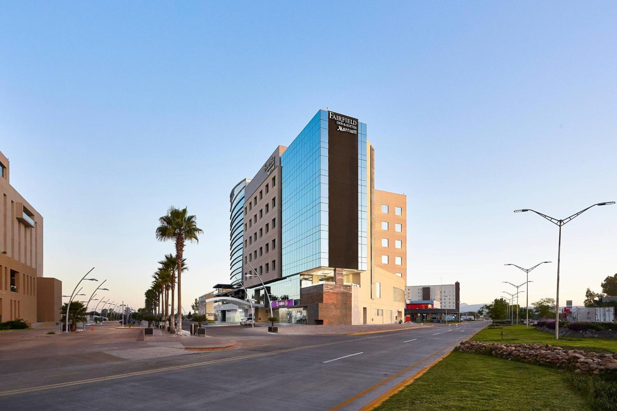 Fairfield Inn & Suites Silao Guanajuato Airport Zewnętrze zdjęcie